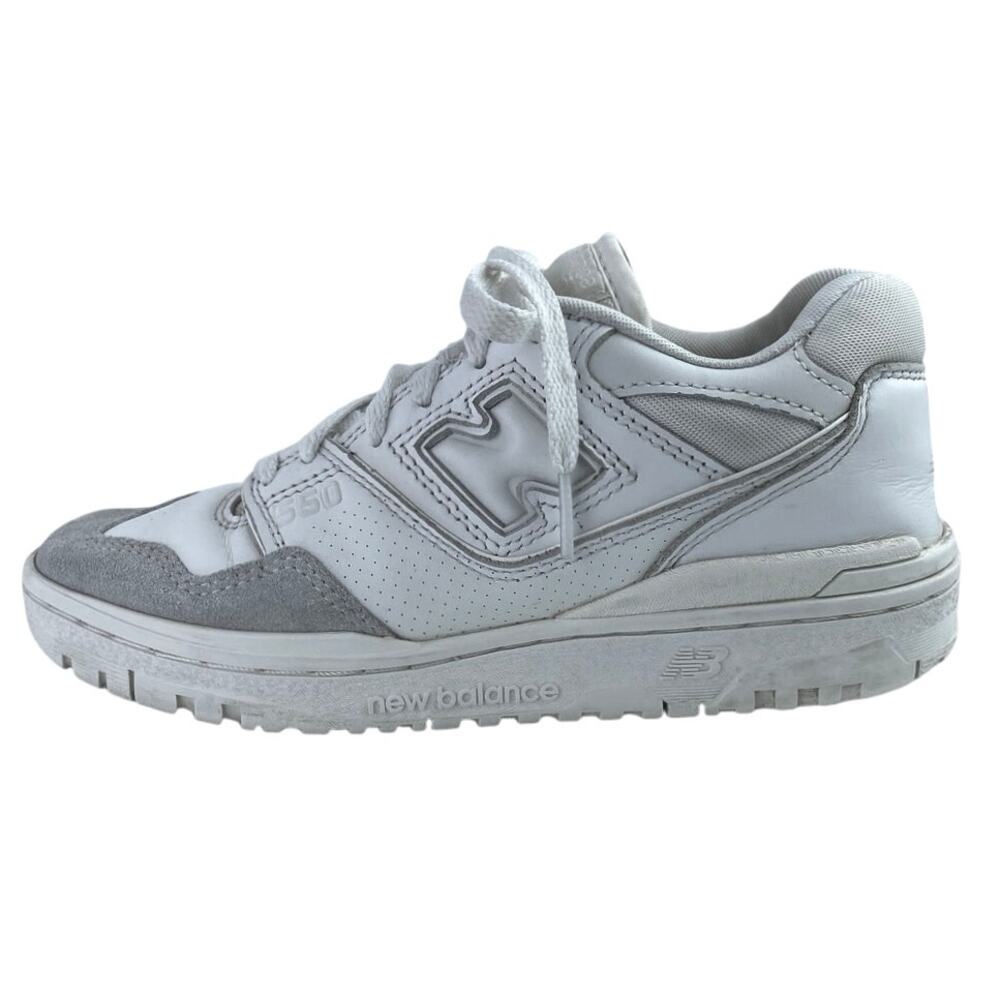 New Balance 550 Women's White Low Top Lace Up Activewear Sneakers Shoes Size 5
